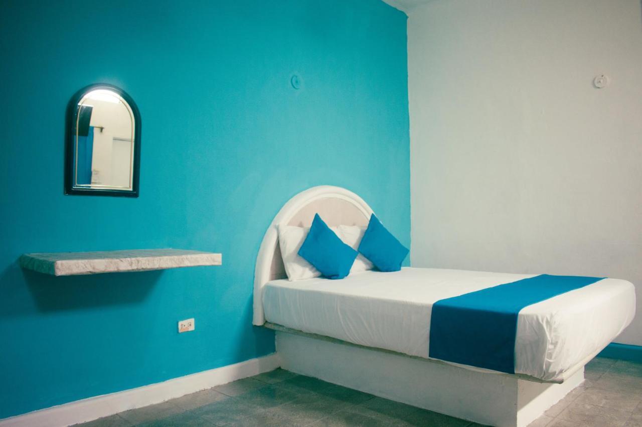 Hotel Posada Aurora Мерида Екстериор снимка