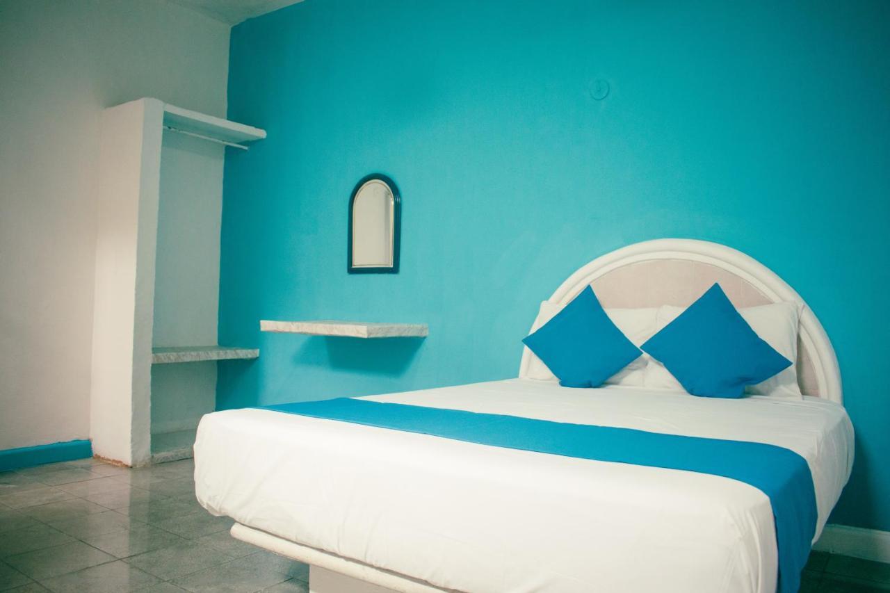 Hotel Posada Aurora Мерида Екстериор снимка